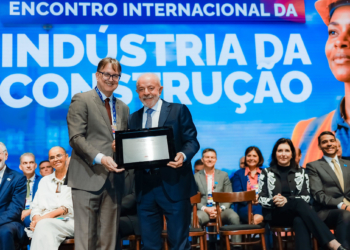 Lula Lança Move Aplicativos Com R$ 30 Bilhões Em Crédito Para Motoristas E Taxistas - Gazeta Mercantil