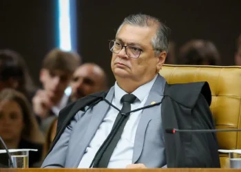 Dino É Relator De Investigação Sobre Envio De Emendas Para Produtora Do Filme De Bolsonaro.