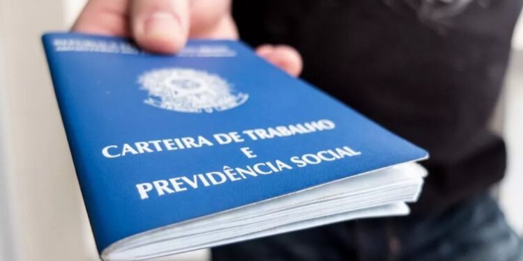Desemprego de longa duração cai 21,7% e atinge menor nível da série histórica 1 GAZETA MERCANTIL Desemprego De Longa Duração Cai 21,7% E Atinge Menor Nível Da Série Histórica - Gazeta Mercantil