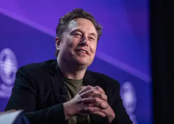 Elon Musk chega a US$ 1,3 trilhão, mas patrimônio recua para US$ 908 bilhões 5 GAZETA MERCANTIL Elon Musk Chega A Us$ 1,3 Trilhão, Mas Patrimônio Recua Para Us$ 908 Bilhões-Gazeta Mercantil