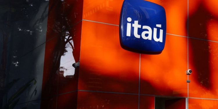 Itaú (ITUB4) aprova R$ 3,99 bilhões em JCP; veja quem recebe 1 GAZETA MERCANTIL Itaú (Itub4) Anuncia R$ 3,99 Bilhões Em Jcp; Veja Quem Terá Direito-Gazeta Mercantil
