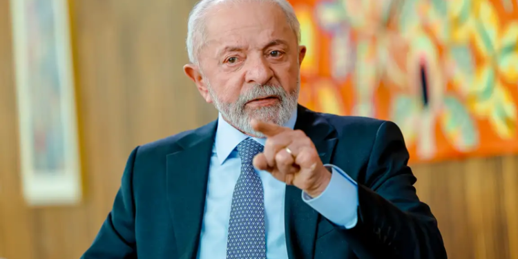 Lula chama filhos de Bolsonaro de “traidores” e reage a tarifaço de Trump 1 GAZETA MERCANTIL Lula Chama Filhos De Bolsonaro De “Traidores” E Reage A Tarifaço De Trump - Gazeta Mercantil