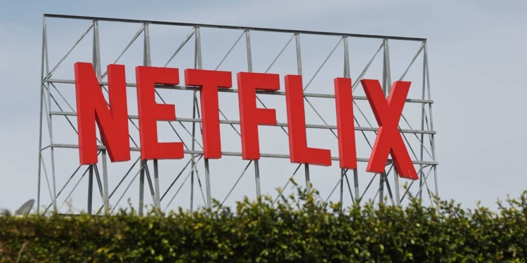 Netflix Cai 6% Após Cortar Previsão De Receita Com Anúncios Em 2026 - Gazeta Mercantil - Empresas