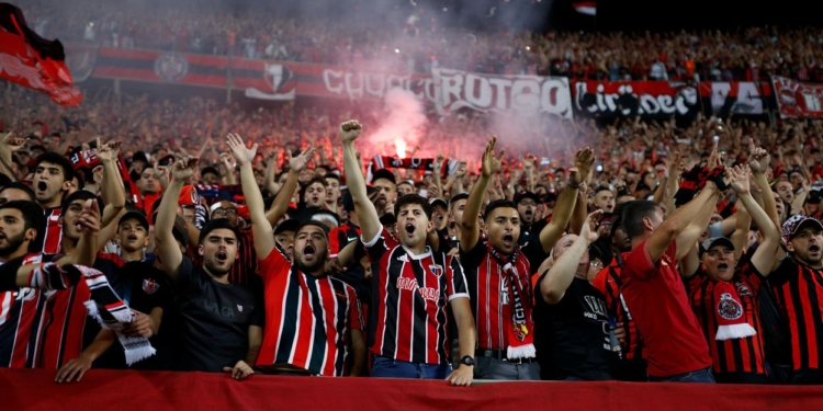 Equipes Se Enfrentam Nesta Quarta-Feira Pela Copa Do Brasil Com Transmissão Ao Vivo Do Sportv E Premiere.-Gazeta Mercantil