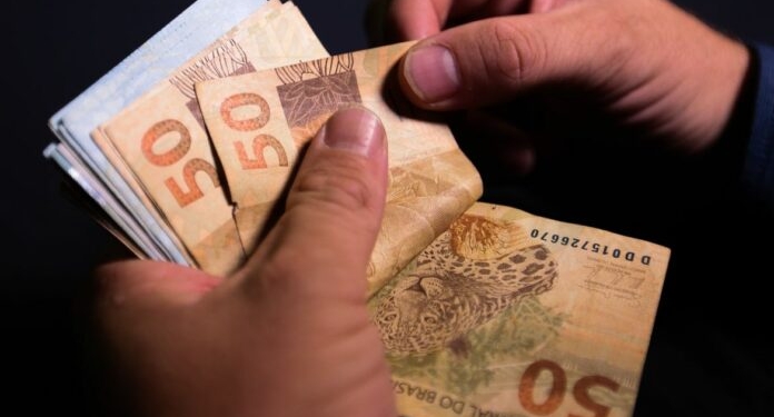 Tesouro Reserva foi lançado em maio com aplicação de R$ 1 e rendimento pela Selic 1 GAZETA MERCANTIL Tesouro Reserva Foi Lançado Em Maio Com Aplicação De R$ 1 E Rendimento Pela Selic - Gazeta Mercantil - Economia
