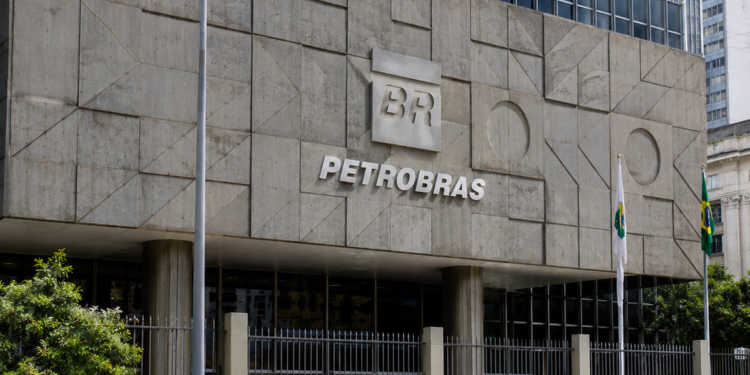 Petrobras (Petr4) Aprova R$ 9 Bilhões Em Jcp E Anuncia Pagamento Em Agosto E Setembro - Gazeta Mercantil - Empresas