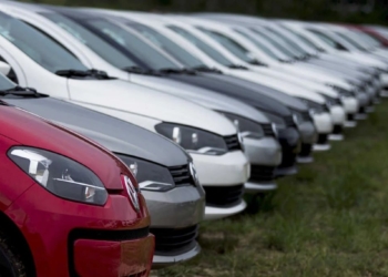 Automóveis, Mercado, Carros Fenabrave Fiat Chevrolet Volkswagen - Gazeta Mercantil