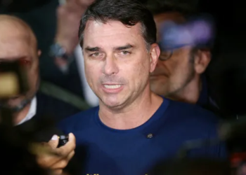 Flavio Bolsonaro - Gazeta Mercantil