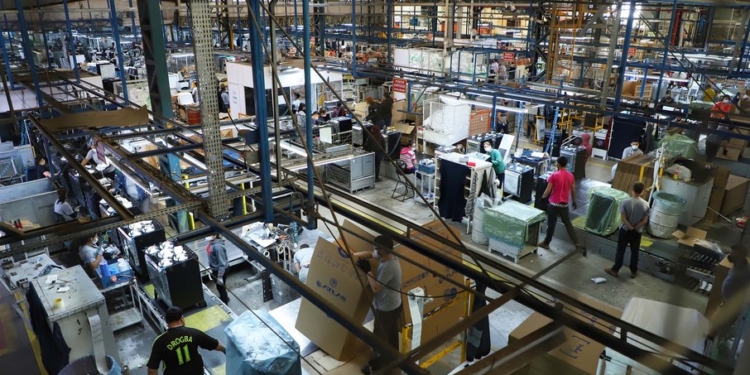 Desemprego cai a 5,6% e atinge menor nível para o período, diz IBGE 1 GAZETA MERCANTIL Desemprego Cai A 5,6% E Atinge Menor Nível Para O Período, Diz Ibge