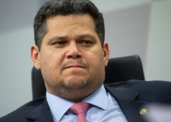 Delação de Vorcaro cita Alcolumbre e PT da Bahia no caso Banco Master 3 GAZETA MERCANTIL Davi Alcolumbre - Gazeta Mercantil