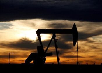Petróleo vira para queda após abrir em alta com nova ofensiva de EUA e Irã em Ormuz 6 GAZETA MERCANTIL Petróleo Vira Para Queda Após Abrir Em Alta Com Nova Ofensiva De Eua E Irã Em Ormuz - Gazeta Mercantil