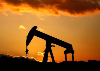 Petróleo Fecha Em Forte Queda - Gazeta Mercantil