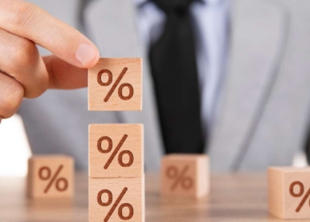 Análise: Juros Altos Pressionam Empresas E Famílias Mesmo Com Selic A 14% - Gazeta Mercantil - Economia