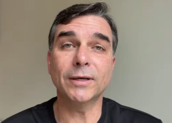 Flavio Bolsonaro - Gazeta Mercantil