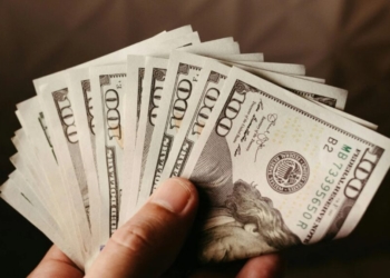 Dólar - Gazeta Mercantil