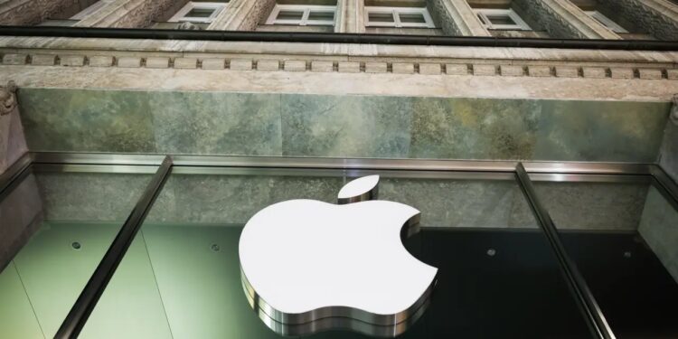 Apple supera Nvidia como mais valiosa e fecha acordo de US$ 30 bi com Broadcom 1 GAZETA MERCANTIL Marca De Us$ 4,88 Trilhões Expõe Fadiga Do Ciclo De Ia E Reforça Estratégia Da Apple De Menor Capex.-Gazeta Mercantil