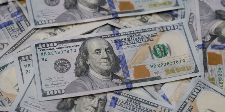 Dólar fecha em alta com tarifa dos EUA e força da economia americana 1 GAZETA MERCANTIL Dolar Fechamento - Gazeta Mercantil