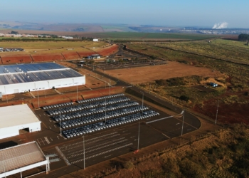 GWM recebe terreno de 1,74 milhão de m² em Aracruz e vai investir R$ 4,6 bilhões em fábrica de 200 mil carros no ES 6 GAZETA MERCANTIL Nova Fábrica No Espírito Santo Quadruplica A Capacidade Da Gwm No Brasil E Integra Plano De R$ 10 Bilhões Até 2032.-Gazeta Mercantil