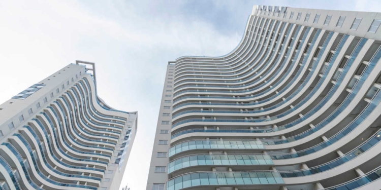 Helbor (HBOR3) vê vendas caírem 27,5% no 2T26 em meio à OPA da HBR 1 GAZETA MERCANTIL Helbor (Hbor3) Vê Vendas Caírem 27,5% No 2T26 Em Meio À Opa Da Hbr - Gazeta Mercantil