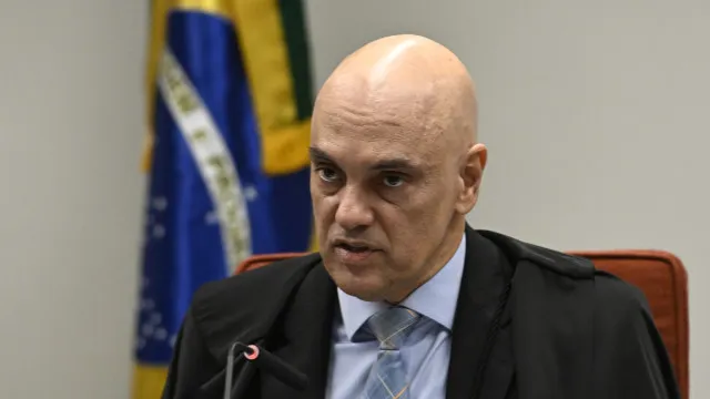 Moraes diz que cartões do Banco Master oferecidos aos filhos nunca foram usados 1 GAZETA MERCANTIL Moraes Diz Que Cartões Do Banco Master Oferecidos Aos Filhos Nunca Foram Usados-Gazeta Mercantil