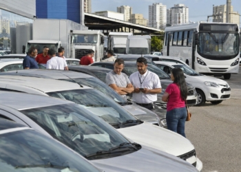 Emplacamentos De Veículos - Gazeta Mercantil