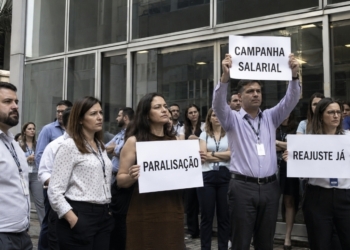 Bancários Aprovam Paralisação De 24 Horas Em 20 De Agosto