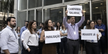 Bancários Aprovam Paralisação De 24 Horas Em 20 De Agosto