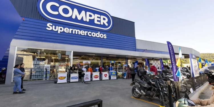 Grupo Pereira compra 21 supermercados do Carrefour por R$ 360 milhões 1 GAZETA MERCANTIL Grupo Pereira Compra 21 Supermercados Do Carrefour Por R$ 360 Milhões-Gazeta Mercantil