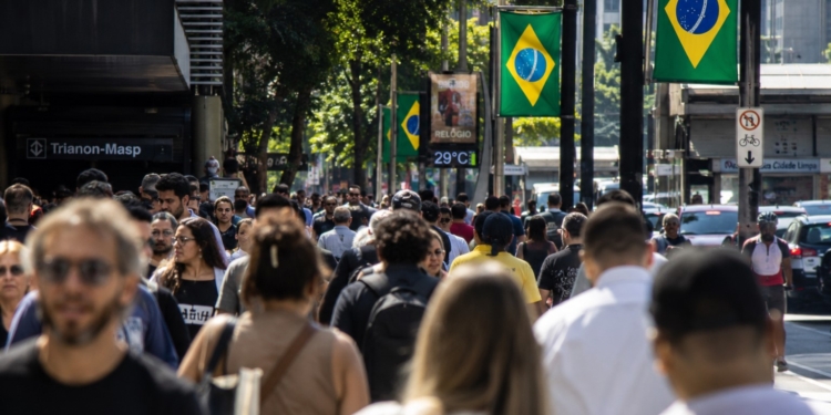 Conservadorismo no Brasil atinge maior nível desde 2018, aponta Ipsos-Ipec 1 GAZETA MERCANTIL Brasileiros Conservadores - Gazeta Mercantil