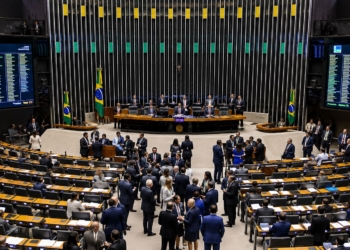 Camara Dos Deputados - Gzt - Gazeta Mercantil