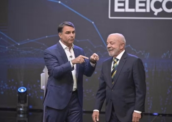 Lula cobra Flávio Bolsonaro sobre R$ 134 milhões de Vorcaro, patrimônio e pandemia em debate na Band 11 GAZETA MERCANTIL Debate Band - Gazeta Mercantil