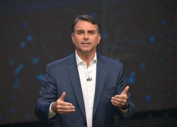 Flavio Bolsonaro - Gazeta Mercantil