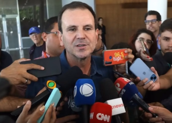 Paes Acusa Garotinho E Douglas Ruas De ‘Armação’ Para Encerrar Eleição No 1º Turno - Gazeta Mercantil